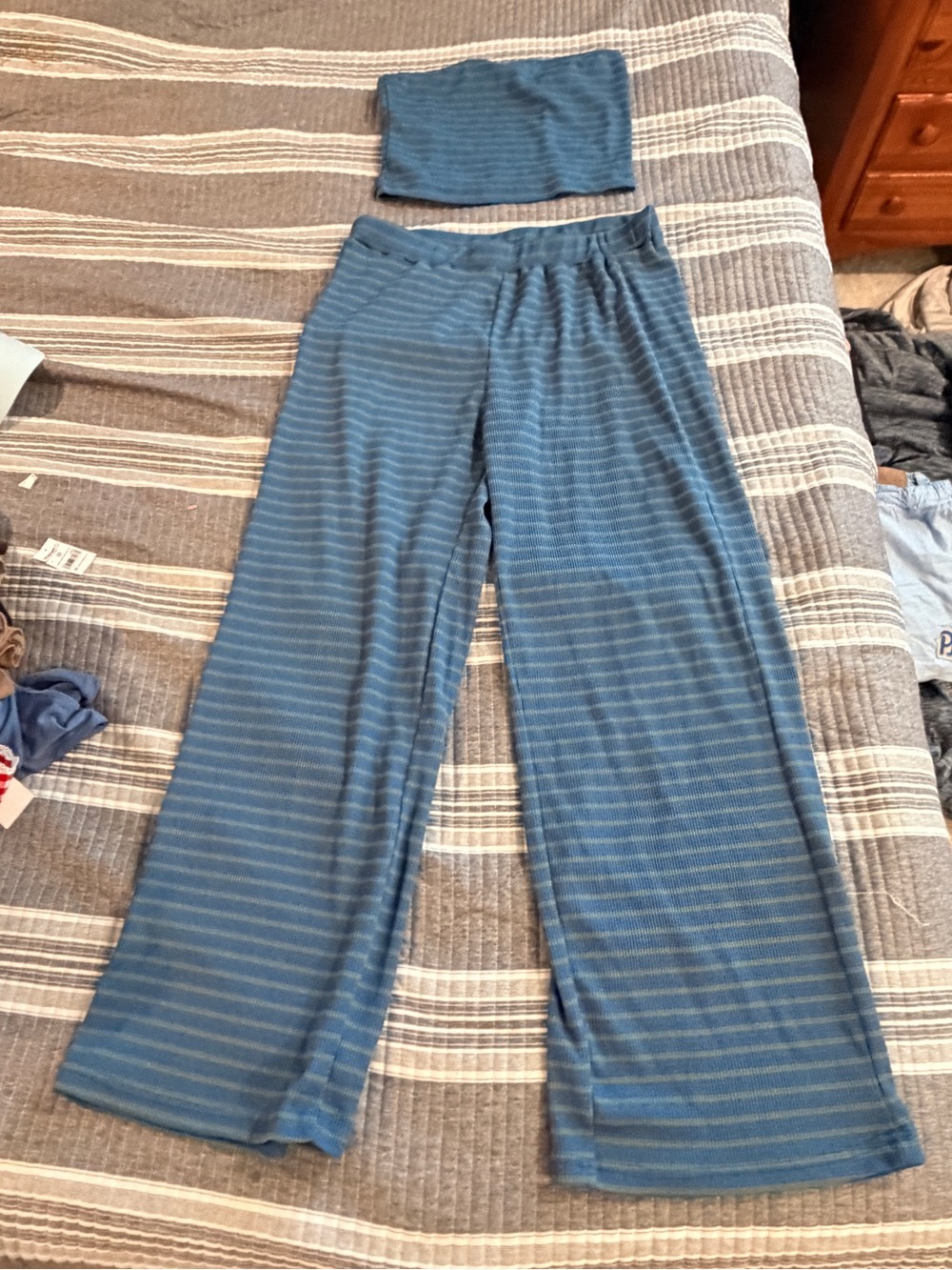 NWOT Women’s Large Wide Leg Striped Tube Top & Pants Set -